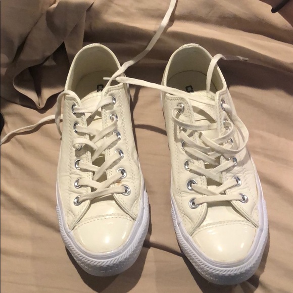 Shoes - Picture 1 of 2